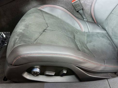 Used 2025 Chevrolet Corvette Z06 w/ Chrome Exterior Badge Package image 13