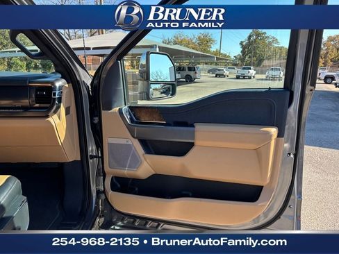 Used 2024 Ford F250 Lariat w/ Chrome Package image 15