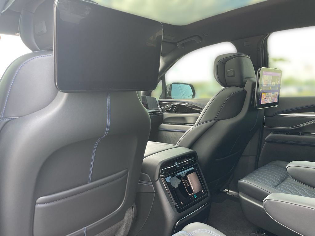 Certified 2026 Cadillac Escalade IQ Sport 1 AWD/4WD image 28