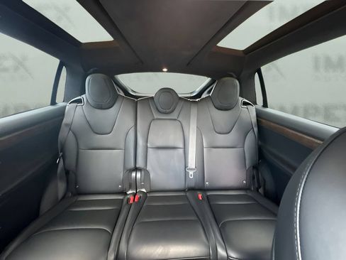 Used 2020 Tesla Model X Long Range AWD/4WD image 7