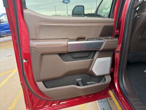 New 2026 Ford F350 King Ranch w/ FX4 Off-Road Package image 24