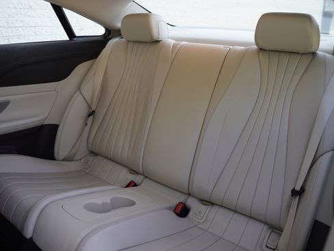 Used 2019 Mercedes-Benz E 450 4MATIC Coupe image 9