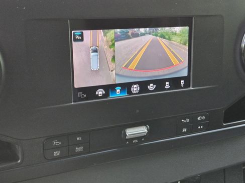 Used 2019 Mercedes-Benz Sprinter 144 image 16