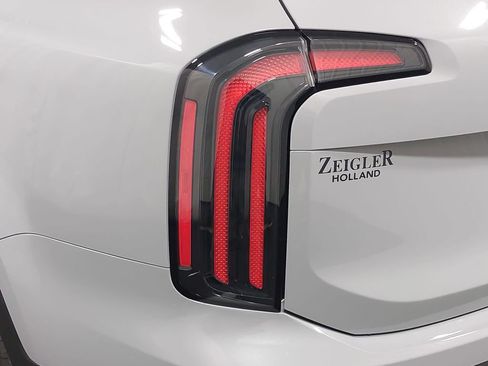 New 2025 Kia Telluride EX X-Line image 38