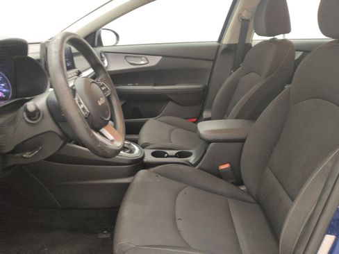 Used 2022 Kia Forte LXS w/ LXS Technology Package FWD image 17