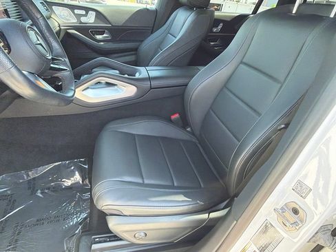 Used 2024 Mercedes-Benz GLS 450 4MATIC image 21