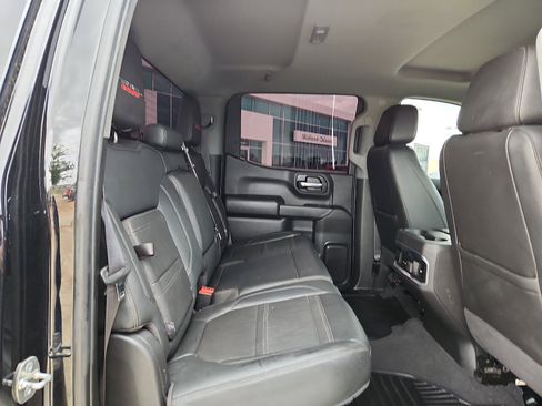 Used 2022 Chevrolet Silverado 1500 Custom Trail Boss w/ Safety Confidence Package AWD/4WD image 14