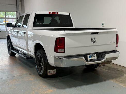 Used 2018 RAM 1500 ST w/ SXT Appearance Group AWD/4WD image 3