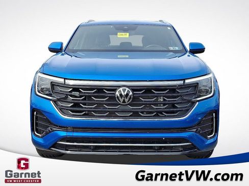 Certified 2024 Volkswagen Atlas Cross Sport SEL R-Line image 2