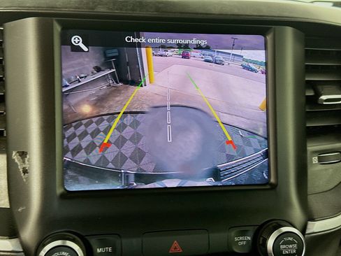 Used 2020 RAM 1500 Big Horn AWD/4WD image 13