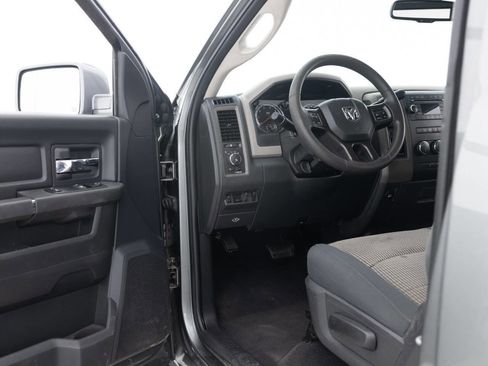 Used 2012 RAM 1500 Express RWD image 28