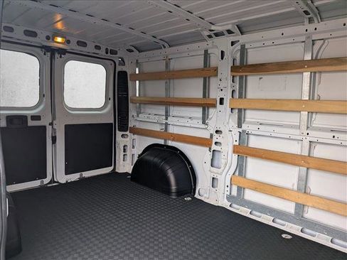 Used 2023 RAM ProMaster 2500 image 17