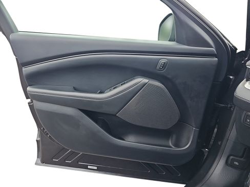 Used 2022 Ford Mustang Mach-E Select RWD image 23
