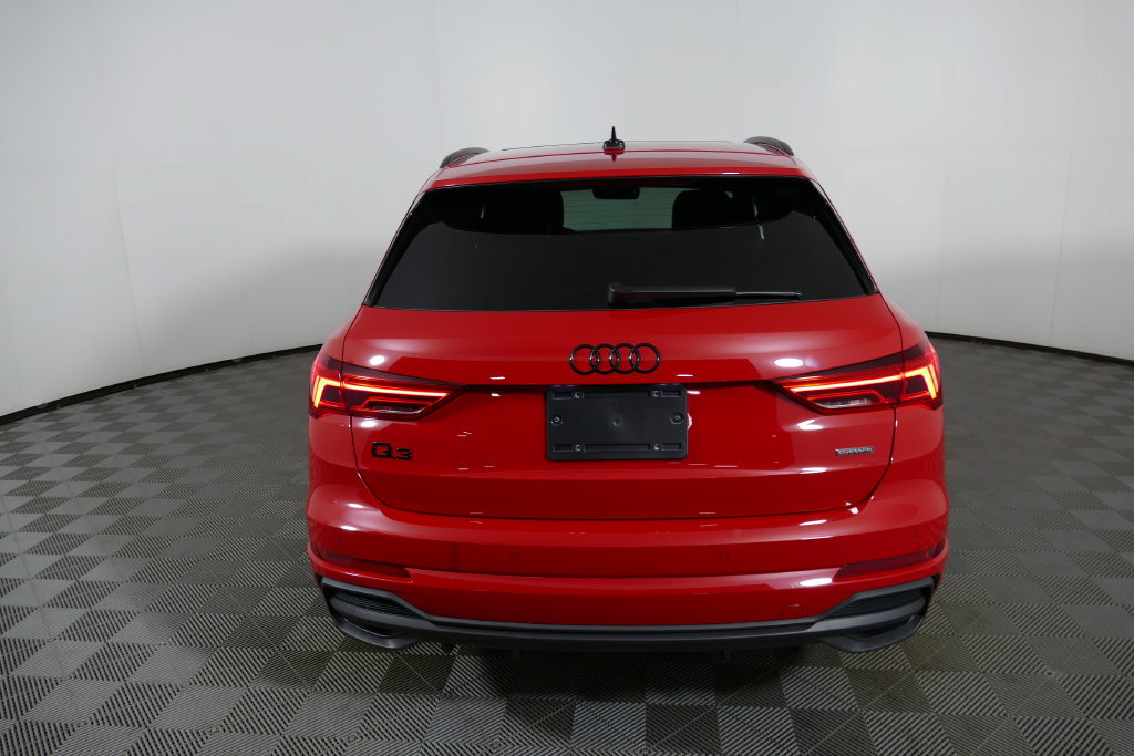 Used 2024 Audi Q3 2.0T Premium Plus AWD/4WD image 4