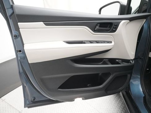 Certified 2025 Honda Odyssey EX-L image 28
