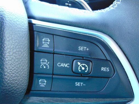 Used 2024 Jeep Grand Cherokee Limited 4xe image 43