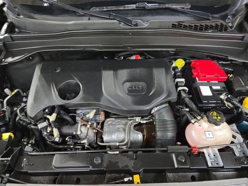 Used 2019 Jeep Renegade Limited w/ Trailer Tow Group image 32