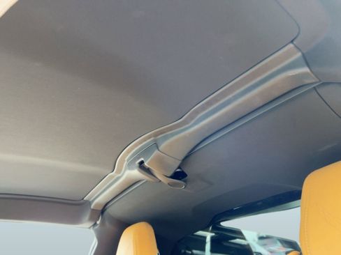 Certified 2020 Chevrolet Corvette Stingray Preferred Cpe w/ 2LT Preferred Equipment Group image 14