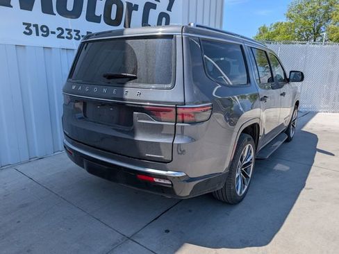 Used 2023 Jeep Wagoneer Series II w/ Premium Group I AWD/4WD image 16