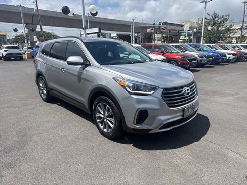 Used 2019 Hyundai Santa Fe XL SE FWD image 7
