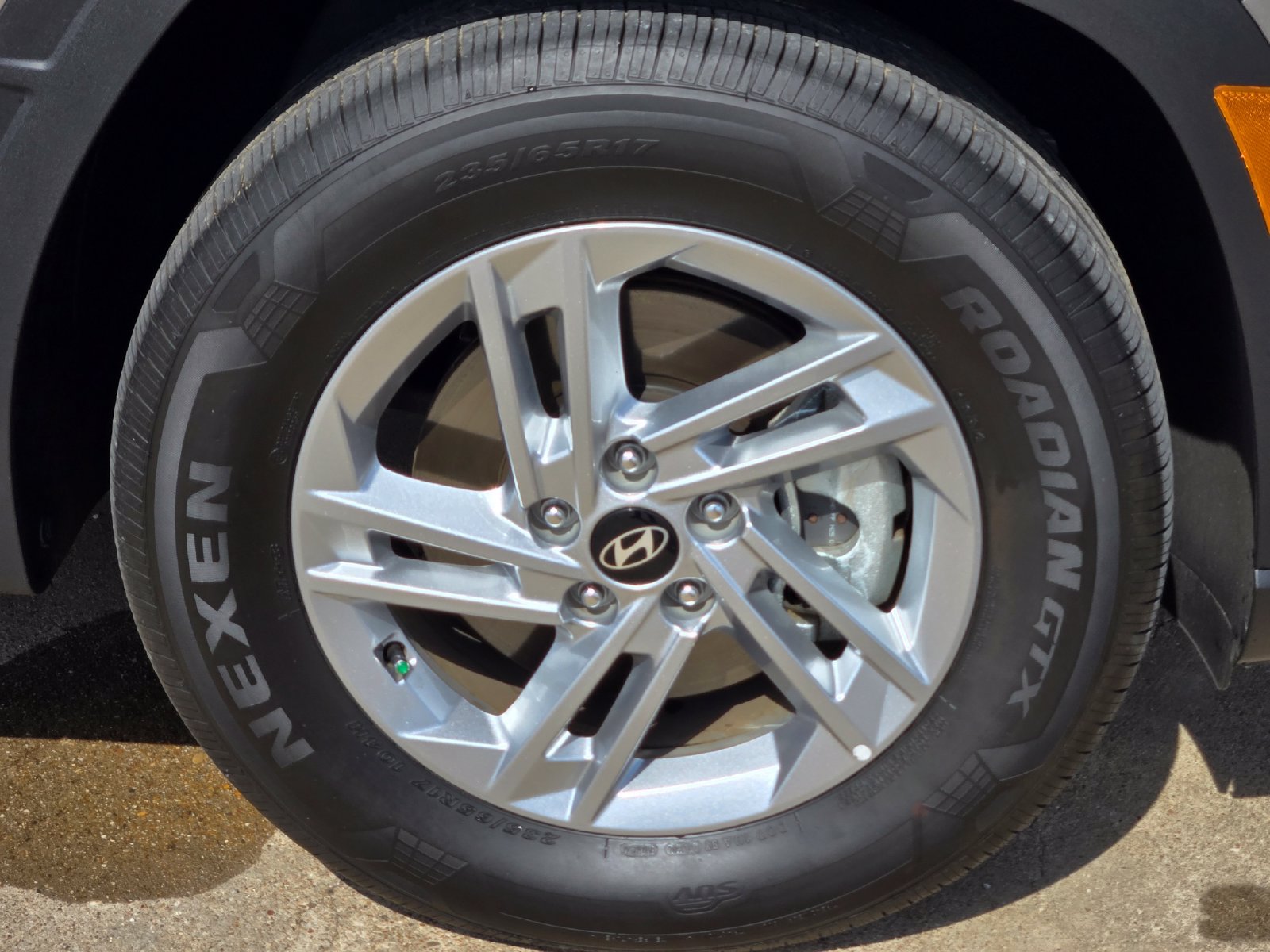 Certified 2026 Hyundai Tucson SE FWD image 8