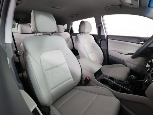 Used 2017 Hyundai Tucson SE AWD/4WD image 24