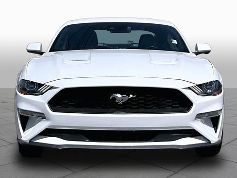 Used 2022 Ford Mustang Premium RWD image 4