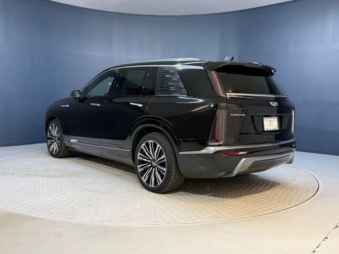 New 2026 Cadillac Vistiq Premium Luxury AWD/4WD image 3