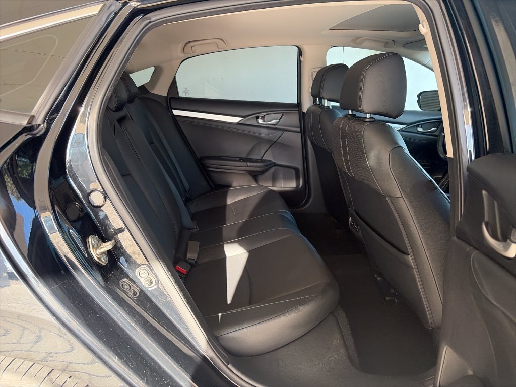 Used 2016 Honda Civic Touring image 31