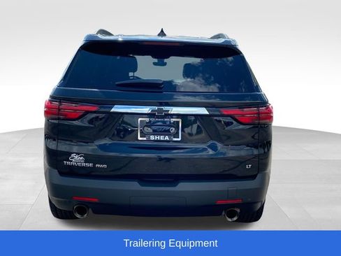 Used 2023 Chevrolet Traverse LT w/ LT Premium Package AWD/4WD image 4