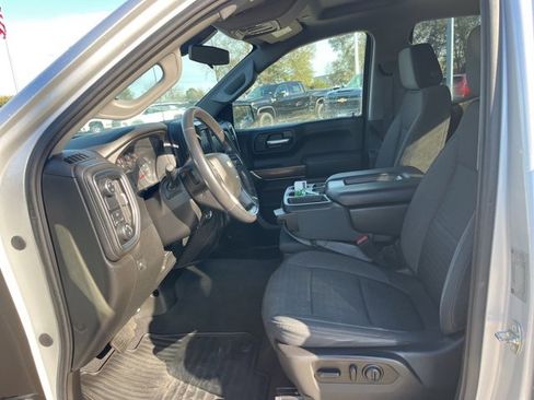 Used 2019 Chevrolet Silverado 1500 LT w/ Texas Edition image 13