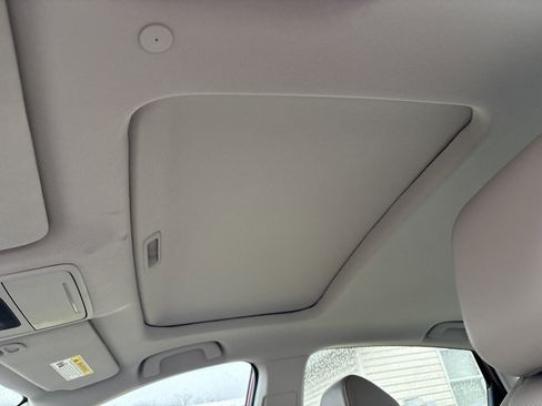 Used 2023 Honda Accord Touring image 23