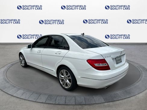 Used 2014 Mercedes-Benz C 300 4MATIC Sedan image 4