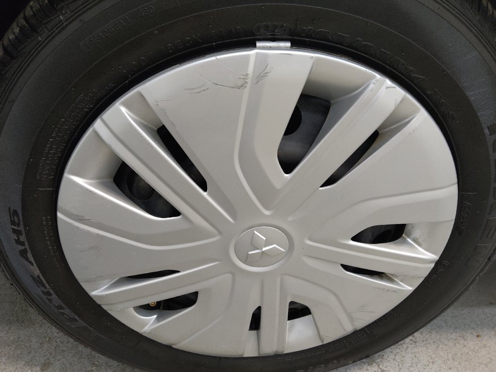 Used 2024 Mitsubishi Mirage ES FWD image 31