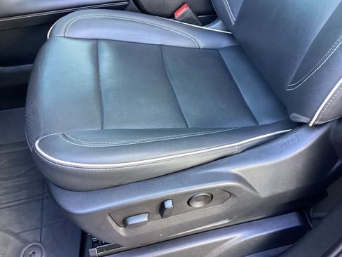 Used 2023 Chevrolet Tahoe Premier image 12