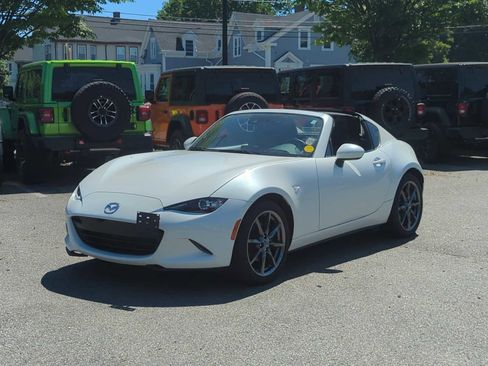 Used 2019 MAZDA MX-5 Miata RF Grand Touring RWD image 25