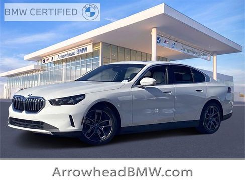 Certified 2024 BMW i5 eDrive40i w/ Premium Package image 1