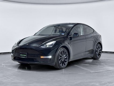 Used 2023 Tesla Model Y Performance AWD/4WD image 1