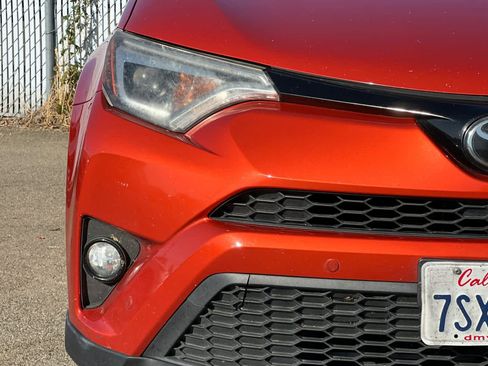 Used 2016 Toyota RAV4 SE w/ Advanced Technology Package FWD image 17