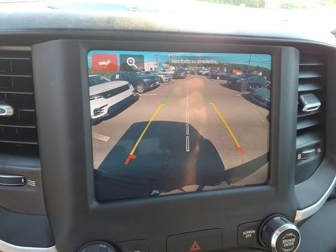 Used 2022 RAM 1500 Big Horn AWD/4WD image 23