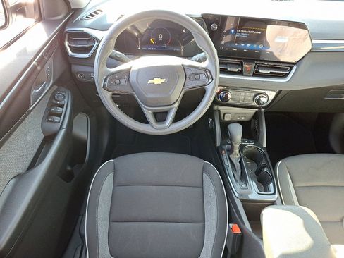 Used 2025 Chevrolet TrailBlazer LT image 22