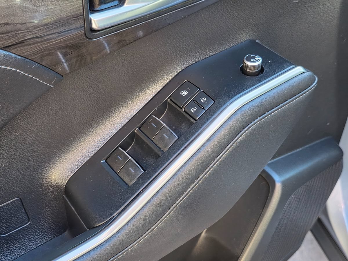 Used 2021 Toyota Highlander Platinum AWD/4WD image 33
