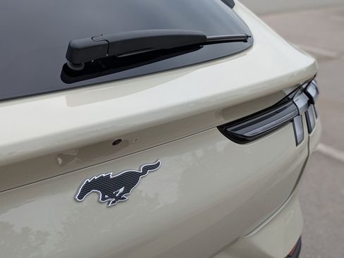 Certified 2025 Ford Mustang Mach-E Select w/ Comfort Package Lite image 35