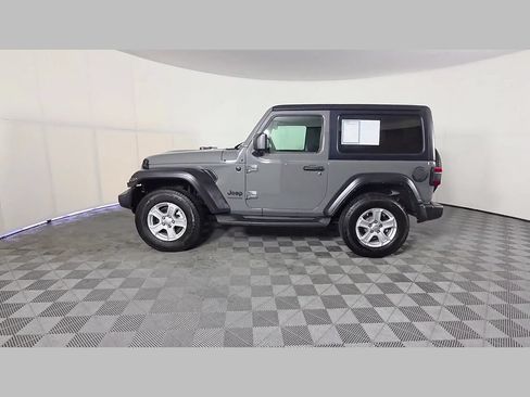 Used 2022 Jeep Wrangler Sport AWD/4WD image 50