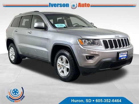 Used 2015 Jeep Grand Cherokee Laredo w/ Quick Order Package 23E AWD/4WD image 1