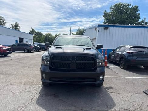 Used 2021 RAM 1500 Express w/ Wheel & Sound Group AWD/4WD image 3