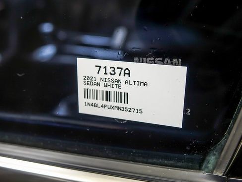 Used 2021 Nissan Altima 2.5 Platinum image 30