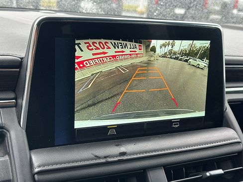 Used 2023 Chevrolet Tahoe LT image 18