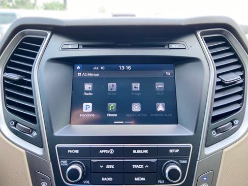 Used 2017 Hyundai Santa Fe Sport FWD image 30