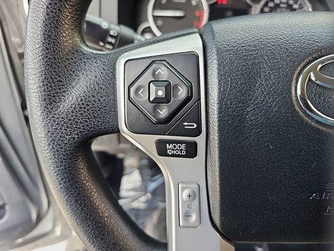 Used 2014 Toyota Tundra SR5 image 11